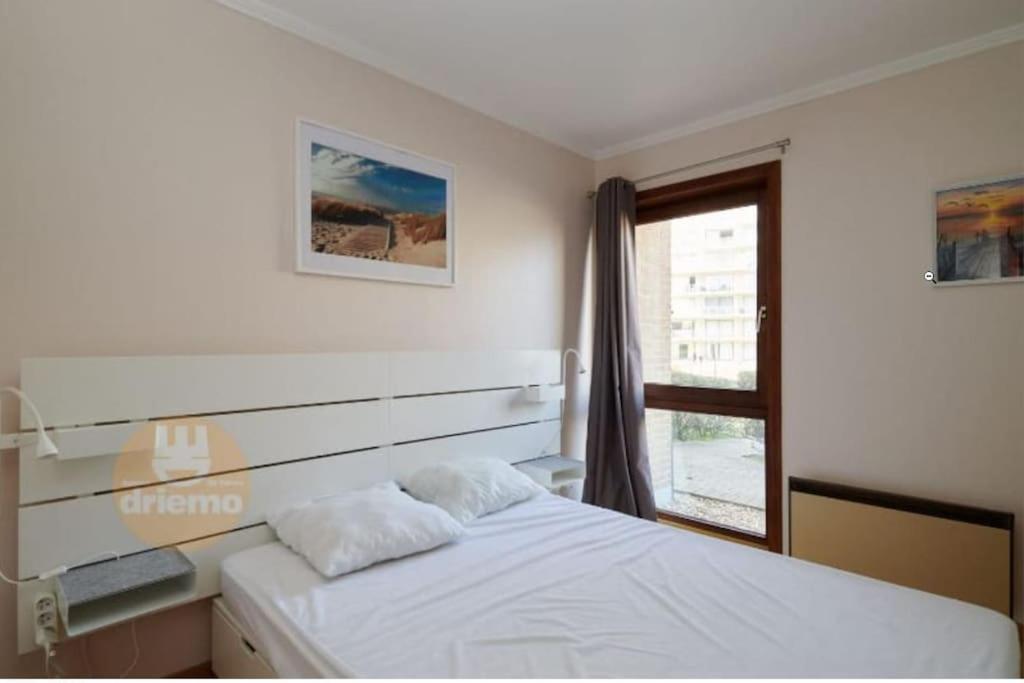 4-Persoons Appartement Met Een Mooi Uitzicht De Panne Exterior photo
