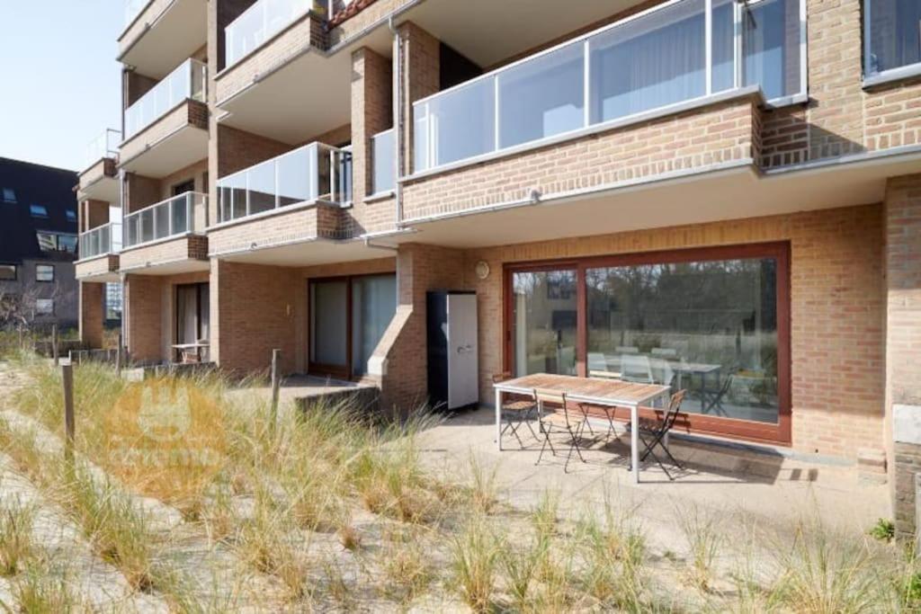4-Persoons Appartement Met Een Mooi Uitzicht De Panne Exterior photo