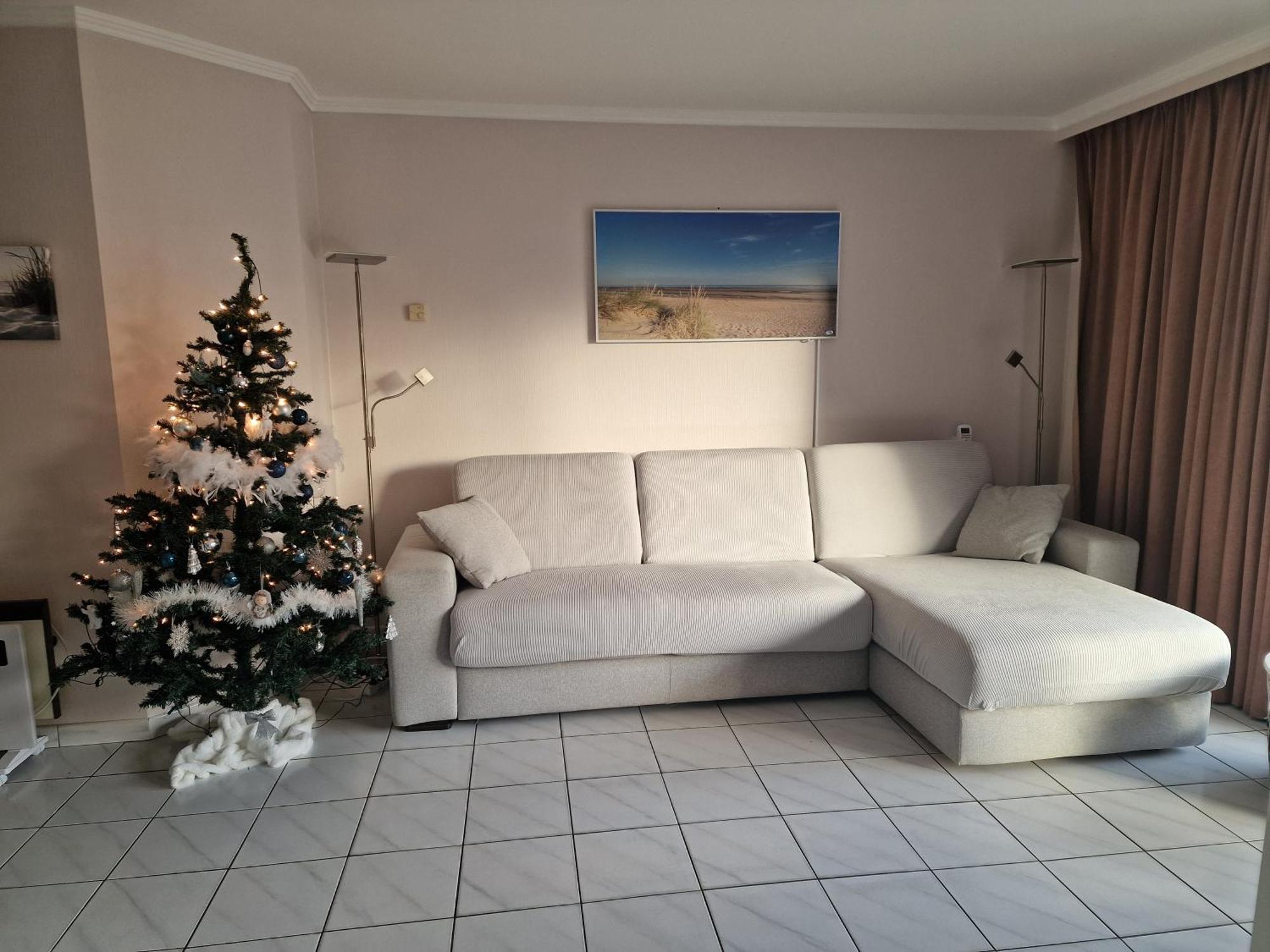 4-Persoons Appartement Met Een Mooi Uitzicht De Panne Room photo